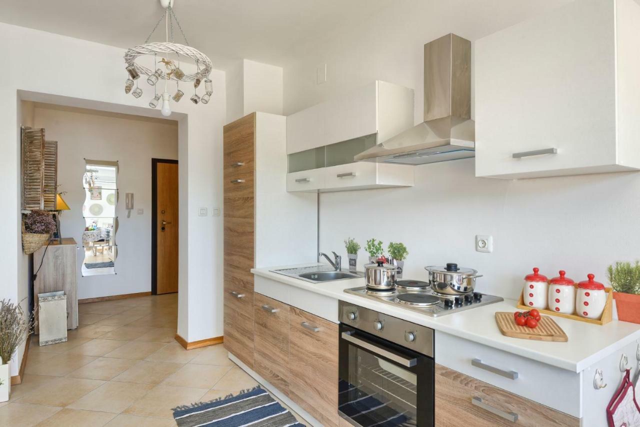 Ferienwohnung Duboko Plavo Krnica Exterior foto